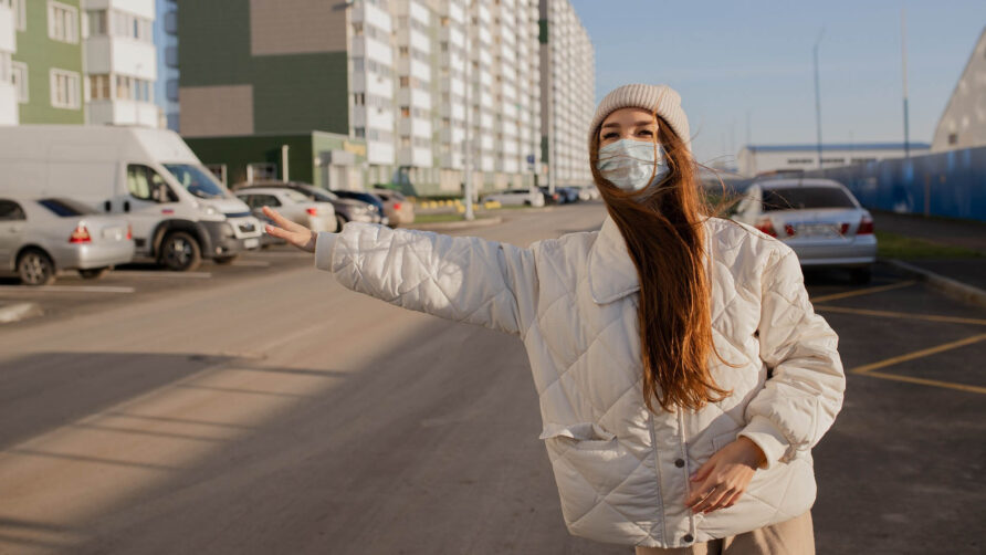 Ciężarna mama wśród osób pozostawionych na pastwę przepisów dotyczących fotelików samochodowych